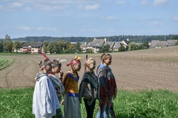 Rollenspiel_Indianerinnen